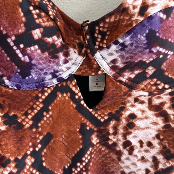 NWOT Sandy Beach Snake Skin One piece swimsuit - Picture 2 of 8